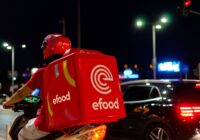 H eFood μετατρέπει τους διανομείς από ήρωες σε εργαζόμενους χωρίς δικαιώματα!